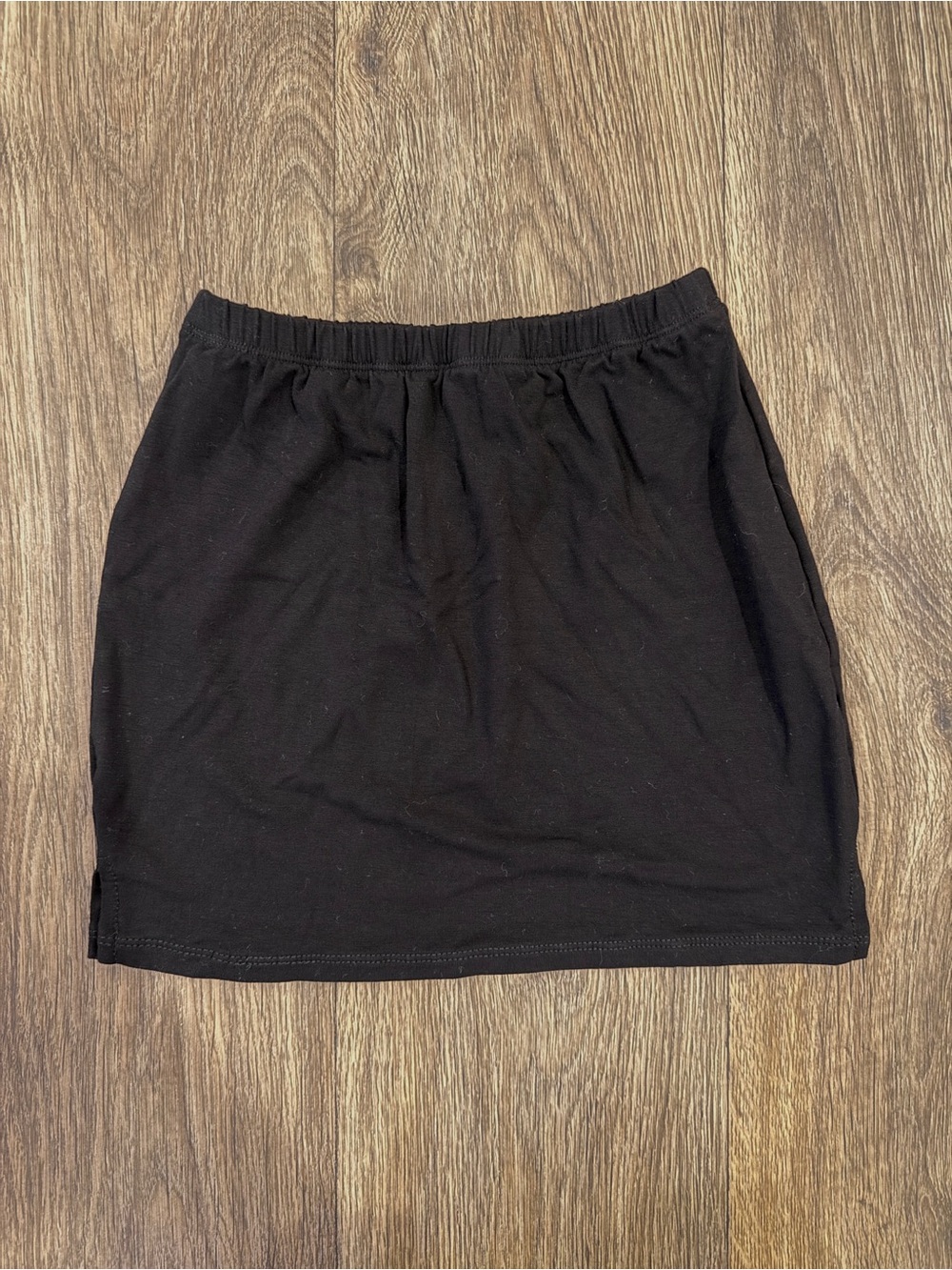 her pony black bodycon skirt